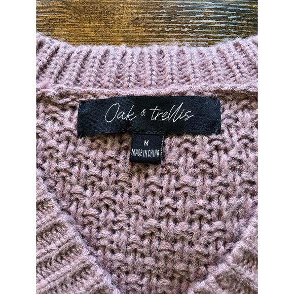 Oak & Trellis cable and loose knit v-neck sweater - Picture 3 of 8